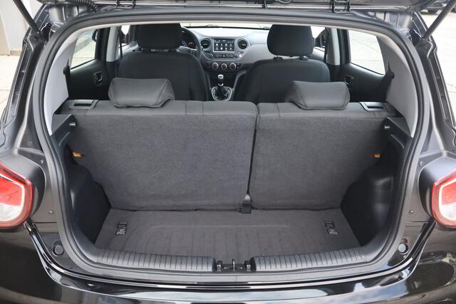 Hyundai I 10 1.0i Comfort NL-Auto!! Navigatie I PDC i Airco