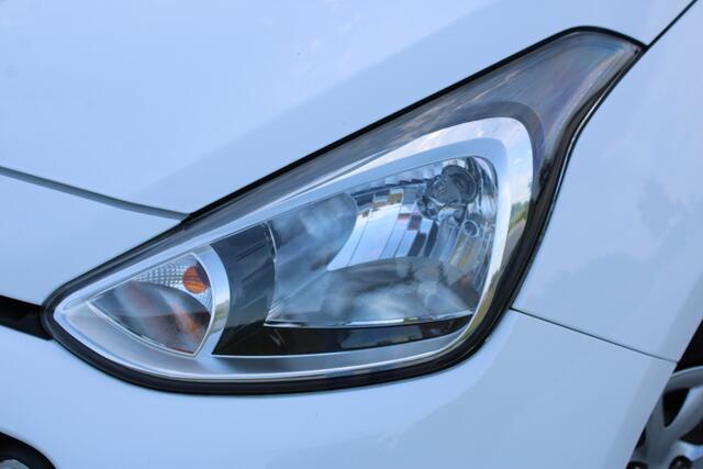 Hyundai I 10 1.0i Comfort | Incl. 12 maanden garantie | Cruise control | Airco | Bluetooth | USB | 5 deurs | 100% onderhouden |