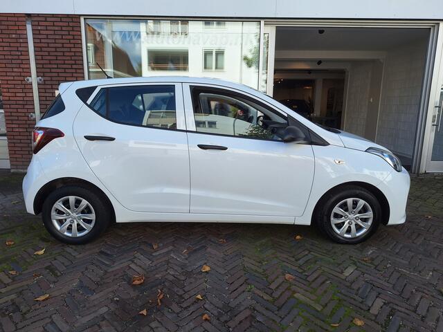 Hyundai I 10 1.0i i-Motion 5Drs /Airco/1e Eig/Garantie