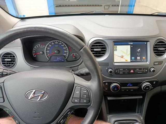 Hyundai I 10 1.0I I-PREMIUM