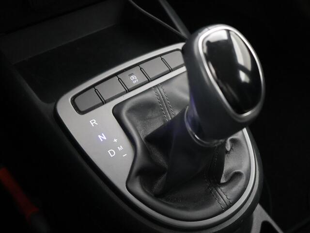 Hyundai I 10 1.0 AUTOMAAT COMFORT 5-ZITS + APPLE CARPLAY | DAB+ | CRUISE CONTROL | TWO-TONE WIT/ZWART