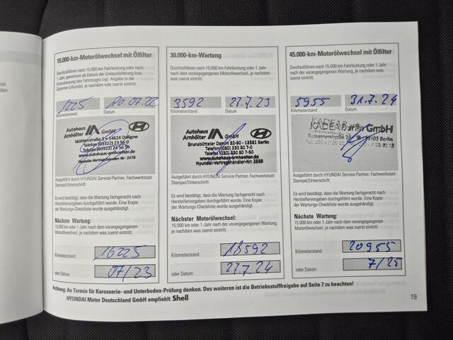 Hyundai I 10 1.0 i- Comfort Handgeschakeld / Airco / Stuur-, en Stoelverwarming / Cruise control / Parkeersensoren achter / Elektrische ramen voor / DAB radio / Dealer onderhouden /