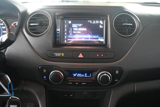Hyundai I 10 1.0i i-Motion Go! 2016 Airco Cruise Control Navigatie LED Rijklaarprijs Inruil Mogelijk!
