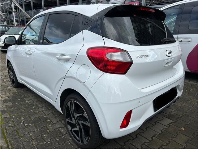 Hyundai I 10 1.0 i-EDITION FULL OPTION RIJKLAAR