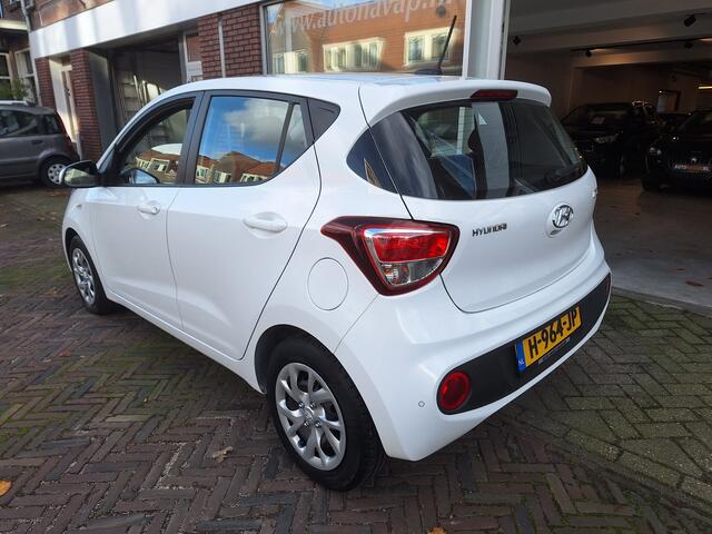 Hyundai I 10 1.0i Comfort /Navi/Apple/Android/Cruise/Pdc/Garantie