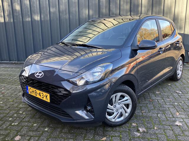 Hyundai I 10 1.0 Comfort Smart 5-zits Automaat * 589 KM !! / CRUISE CONTROLE / NAVI / CAMERA *