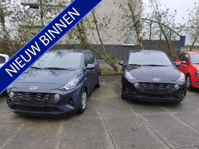 Hyundai I 10 1.0 ** 3 STUKS ** Comfort Automaat ** Carplay ** NAVI ** Stoelverwarming ** Cruise ** Airco **