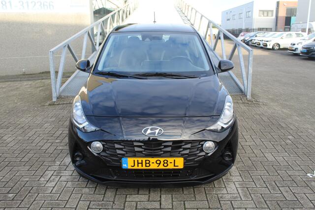 Hyundai I 10 1.0 Comfort Smart 5-zits Automaat/Cruise control/Bluetooth/Parkeersensoren/Stoelverwarming/Stuurverwarming/Airco/Licht metalen velgen