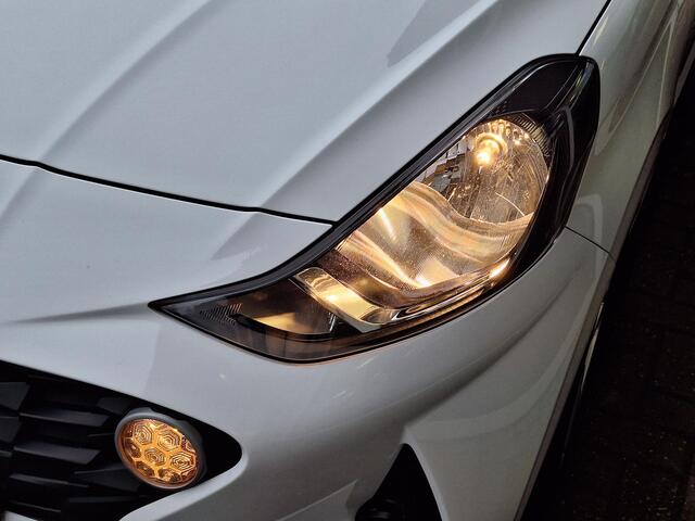 Hyundai I 10 1.0 Automaat | Automaat | Apple Carplay/Android Auto | Stoel/stuurverwarming | Achteruitrijcamera | Cruise Control | Lichtmetalen velgen | Airco |