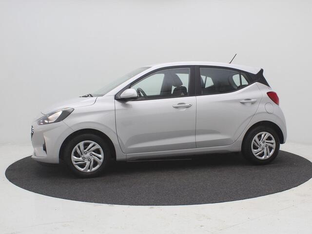 Hyundai I 10 1.0 AUTOMAAT Comfort Limited / ¤ 1.250,- Voordeel op de nieuwprijs / Prijs is rijklaar / Direct Leverbaar / Navigatie / Camera / Apple Carplay & Anroid Auto / Bluetooth / Airco /