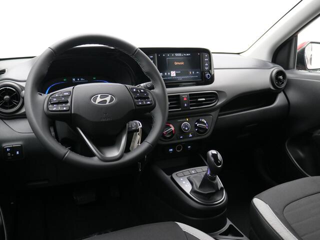 Hyundai I 10 1.0 AUTOMAAT Comfort Limited / ¤ 1.250,- Voordeel op de nieuwprijs / Prijs is rijklaar / Direct Leverbaar / Navigatie / Camera / Apple Carplay & Anroid Auto / Bluetooth / Airco /