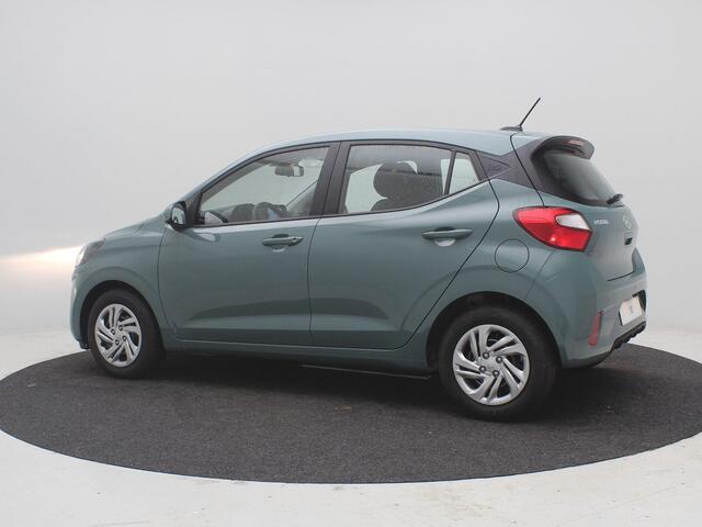 Hyundai I 10 1.0 AUTOMAAT Comfort Limited / ¤ 1.250,- Voordeel op de nieuwprijs / Prijs is rijklaar / Direct Leverbaar / Navigatie / Camera / Apple Carplay & Anroid Auto / Bluetooth / Airco /