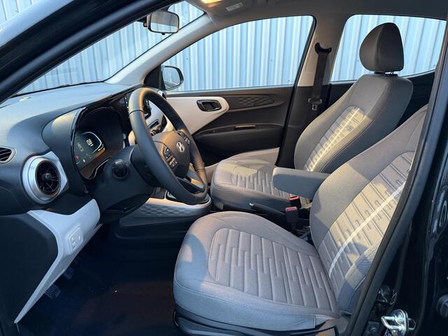 Hyundai I 10 1.0 Premium / Direct Leverbaar / ¤1250 Voordeel Op Nieuwprijs / Climate Control / Navigatie & Apple Carplay - Android Auto / Achteruitrijcamera /