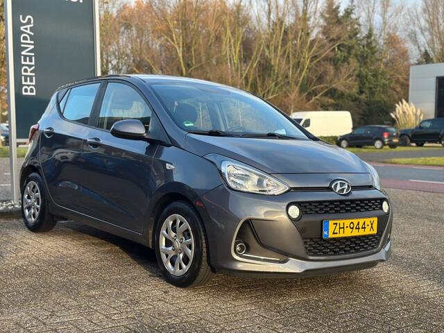 Hyundai I 10 1.0i Comfort '' Infotainmentsystem Incl. NAV - PDC - CC ''