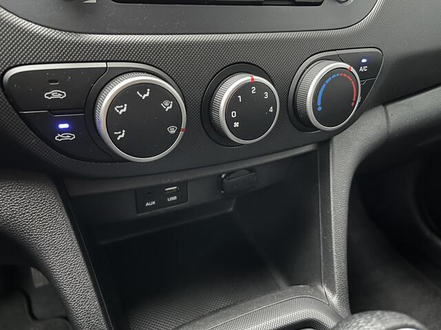 Hyundai I 10 1.0i Comfort / Navigatie / Apple Carplay & Android Auto / Airco / Cruise Control / Dealer onderhouden /