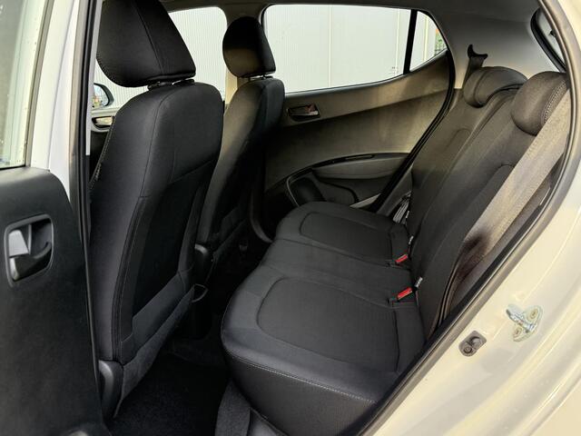 Hyundai I 10 1.0i Go! 2017 / 1e eig / Navigatie / Climate Control / Cruise Control /