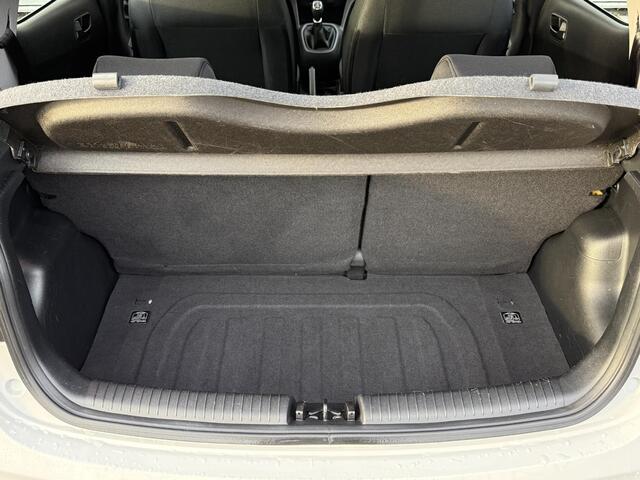 Hyundai I 10 1.0i Go! 2017 / 1e eig / Navigatie / Climate Control / Cruise Control /