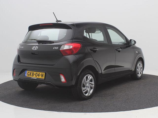 Hyundai I 10 1.0 Comfort / Stoel & Stuurwiel verwarming / Parkeersensoren achter / Cruise Control / Airco / Lichtsensor / 5-deurs / Bluetooth /