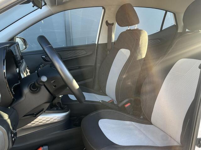 Hyundai I 10 1.0 Premium / Dealer onderhouden / Navigatie / Apple Carplay & Android Auto / Climate / Cruise / Camera /