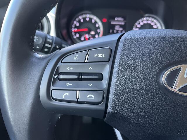 Hyundai I 10 1.0 Premium / Dealer onderhouden / Navigatie / Apple Carplay & Android Auto / Climate / Cruise / Camera /