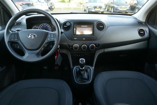Hyundai I 10 1.0I COMFORT CRUISCONTROLE/AIRCO/NAVIGATIE