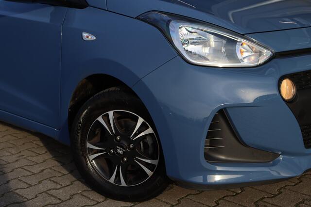 Hyundai I 10 1.0i Comfort | Navi | Schuif/Kantel | PDC |