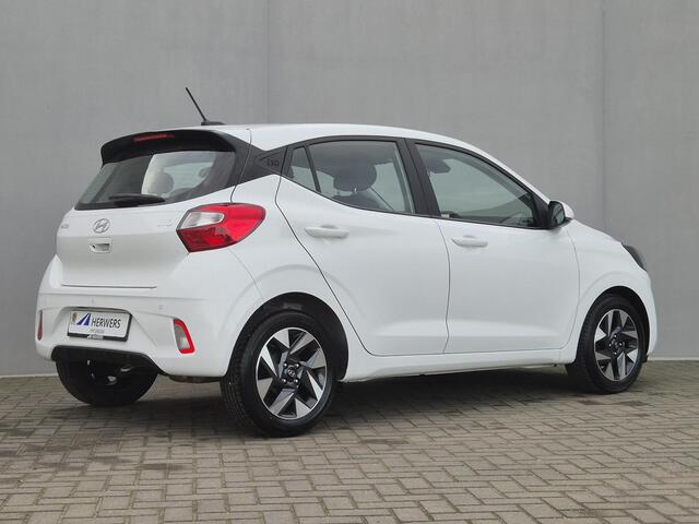 Hyundai I 10 1.0 Premium 5-zits Automaat / Fabrieksgarantie tot 04-2030 / Dealer onderhouden / Apple Carplay Android Auto / Achteruitrijcamera / Airco / Cruise control / Parkeersensoren achter /
