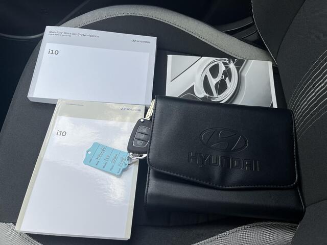 Hyundai I 10 1.0 Comfort / 1250 Voordeel / Navigatie / Achteruitrijcamera / Parkeersensoren Achter / Multifunctioneel Stuurwiel /