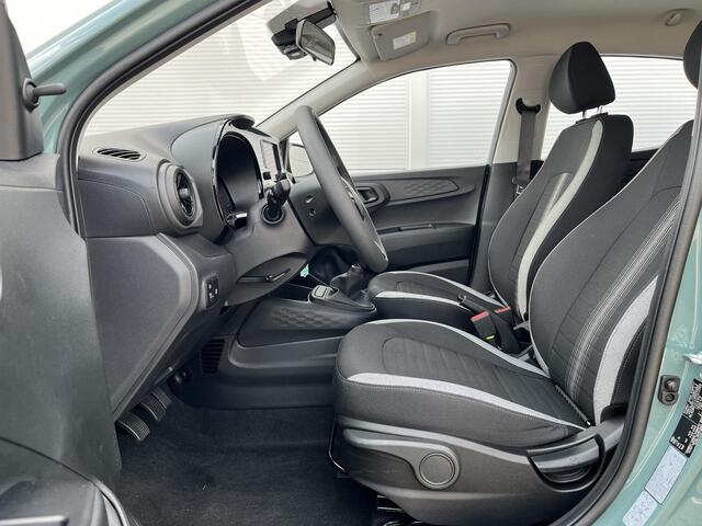 Hyundai I 10 1.0 Comfort / 1250 Voordeel / Navigatie / Achteruitrijcamera / Parkeersensoren Achter / Multifunctioneel Stuurwiel /