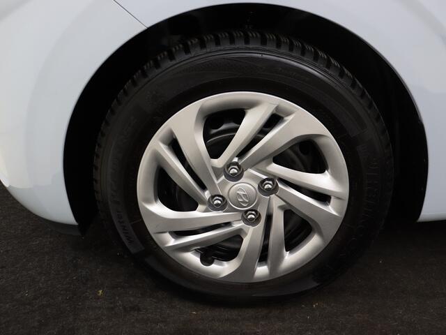 Hyundai I 10 1.0 Premium | Full map navigatie |