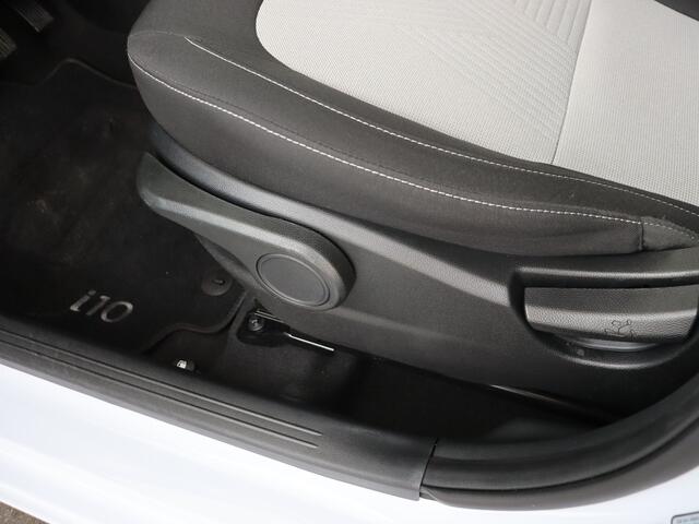 Hyundai I 10 1.0 Premium | Full map navigatie |