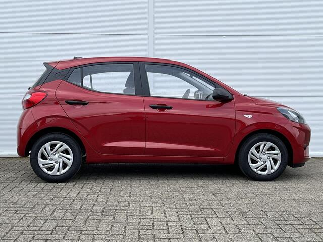 Hyundai I 10 1.0 Comfort 5-Zits / 1700 Voordeel / Navigatie / Achteruitrijcamera / Parkeersensoren Achter / Multifunctioneel Stuurwiel /