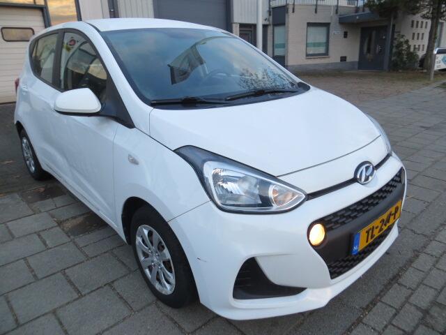 Hyundai I 10 1.0i Comfort rijdbare schade !!! airco ,cruise ,elek pakket