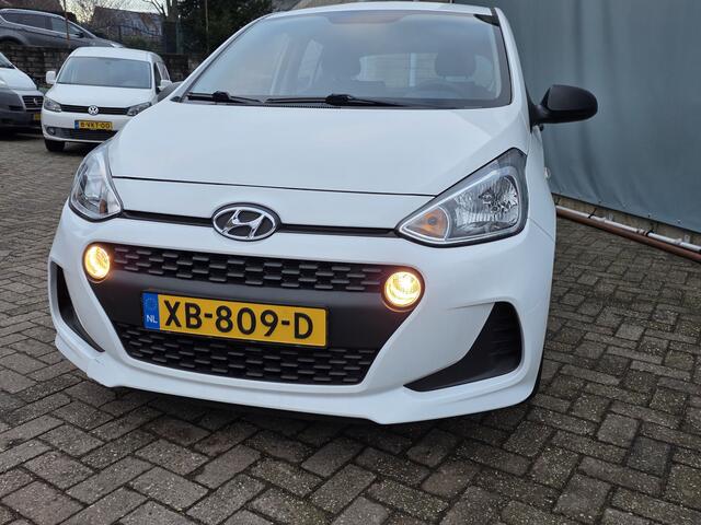 Hyundai I 10 1.0i i-Drive 5 DRS CV BOARDCOMPUTER KM STAND