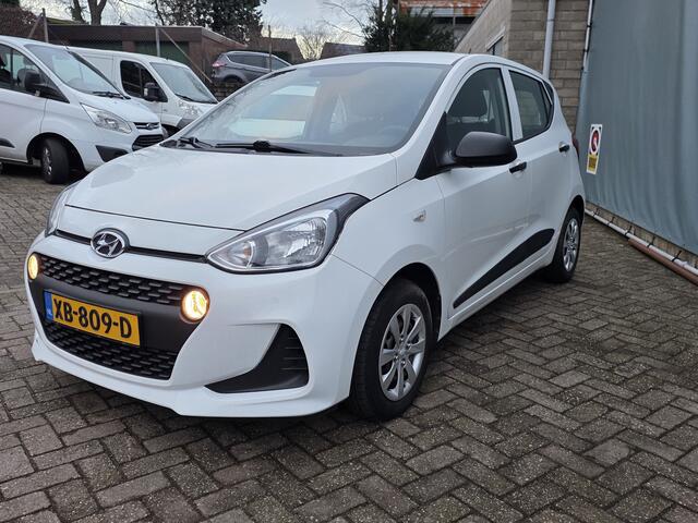 Hyundai I 10 1.0i i-Drive 5 DRS CV BOARDCOMPUTER KM STAND