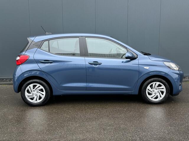 Hyundai I 10 1.0 Premium Stoel&Stuurverwarming / Parkeercamera&sensoren