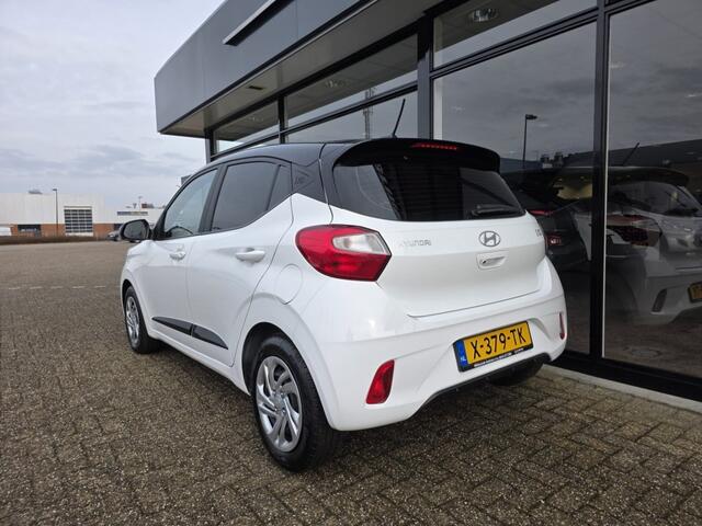 Hyundai I 10 1.0 COMFORT SMART TWO-TONE NAVI/CAMERA