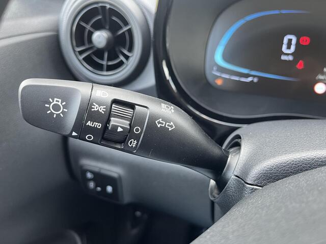 Hyundai I 10 1.0 Comfort / ¤ 1250,- Voordeel Op Nieuwprijs / Rijklaarprijs / Direct Leverbaar / Navigatie / Cruise Control / 5 Jaar Febrieksgarantie /