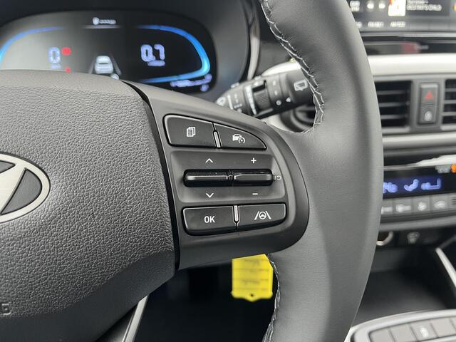 Hyundai I 10 1.0 Premium /1500 Voordeel / Snel Uit Voorraad Leverbaar / Navigatie / Cruise Control /