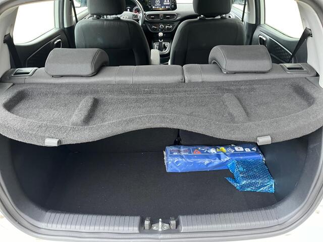 Hyundai I 10 5drs 1.0 67pk Comfort | APPLE CARPLAY & ANDROID MULTIMEDIASYSTEEM | ARMSTEUN | CRUISECONTROL | 1STE EIGENAAR |