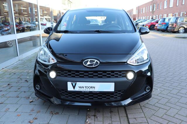 Hyundai I 10 1.0i Go! Navigatie, climate controle. .