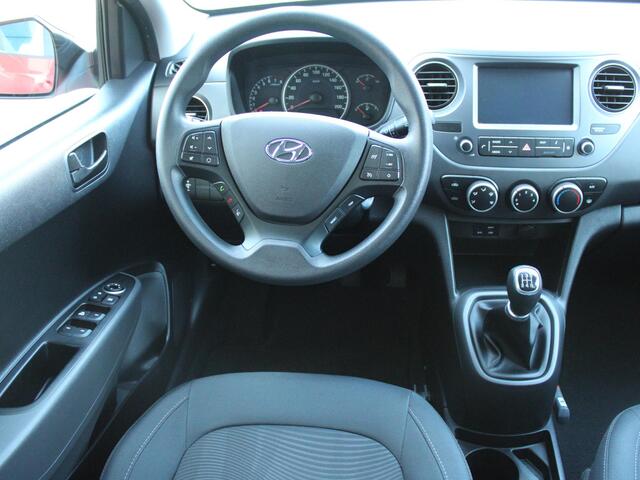 Hyundai I 10 1.0i Comfort | 12 MAANDEN BOVAG GARANTIE |