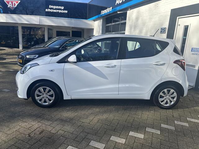 Hyundai I 10 1.0i Comfort /Navi/Aico/5 drs/Nieuwe apk bij aflevering
