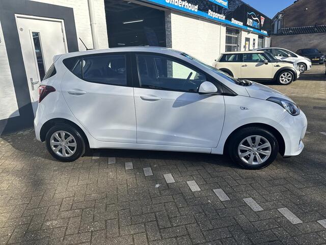 Hyundai I 10 1.0i Comfort /Navi/Aico/5 drs/Nieuwe apk bij aflevering