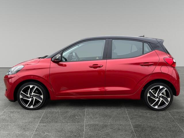 Hyundai I 10 5-deurs Premium 1.0 i-Motion 67pk | DAKKLEUR ZWART | CLIMA | NAVI | APPLE CARPLAY / ANDROID AUTO | 16'' BICOLOR LM-VELGEN | CAMERA |