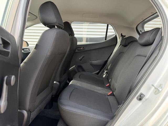 Hyundai I 10 1.0i i-Motion Airco|Trekhaak|Elektr. Ramen|N.A.P|APK tot 07-2026