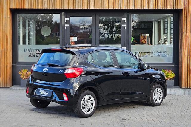 Hyundai I 10 1.0 Comfort 5-zits stoelverwarming. stuurverwarming. cruise control. multifunctioneel stuurwiel.