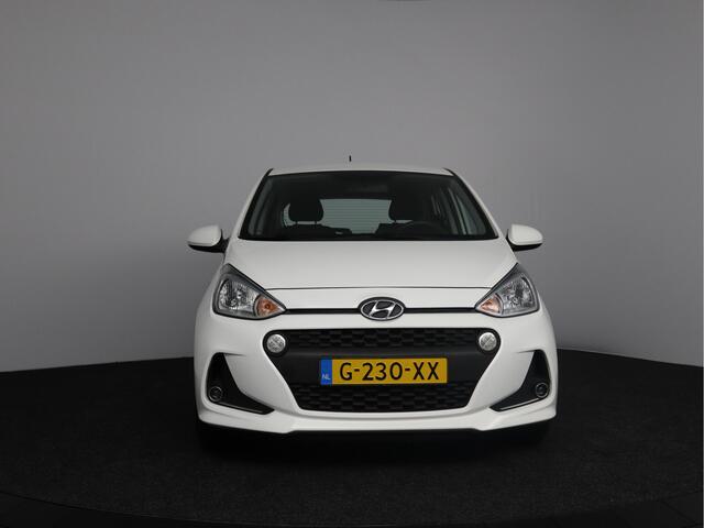 Hyundai I 10 1.0i Comfort | Navigatie | Parkeersensoren |