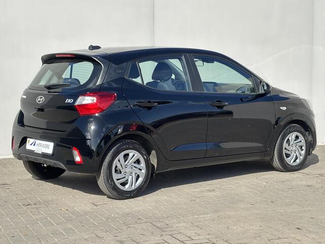 Hyundai I 10 1.0 Premium Handgeschakeld / Fabrieksgarantie tot 10-2029 / Stuur en Stoel verwarming / Achteruitrijcamera / Navigatie via Apple Carplay/Android Auto / Cruise control / Airco /