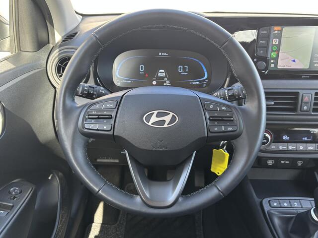 Hyundai I 10 1.0 Premium Handgeschakeld / Fabrieksgarantie tot 10-2029 / Stuur en Stoel verwarming / Achteruitrijcamera / Navigatie via Apple Carplay/Android Auto / Cruise control / Airco /